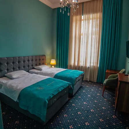 Belona Hotel Kutaisi Exterior photo